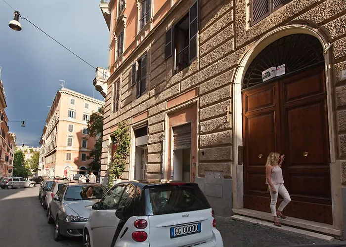 Gianicolo House
